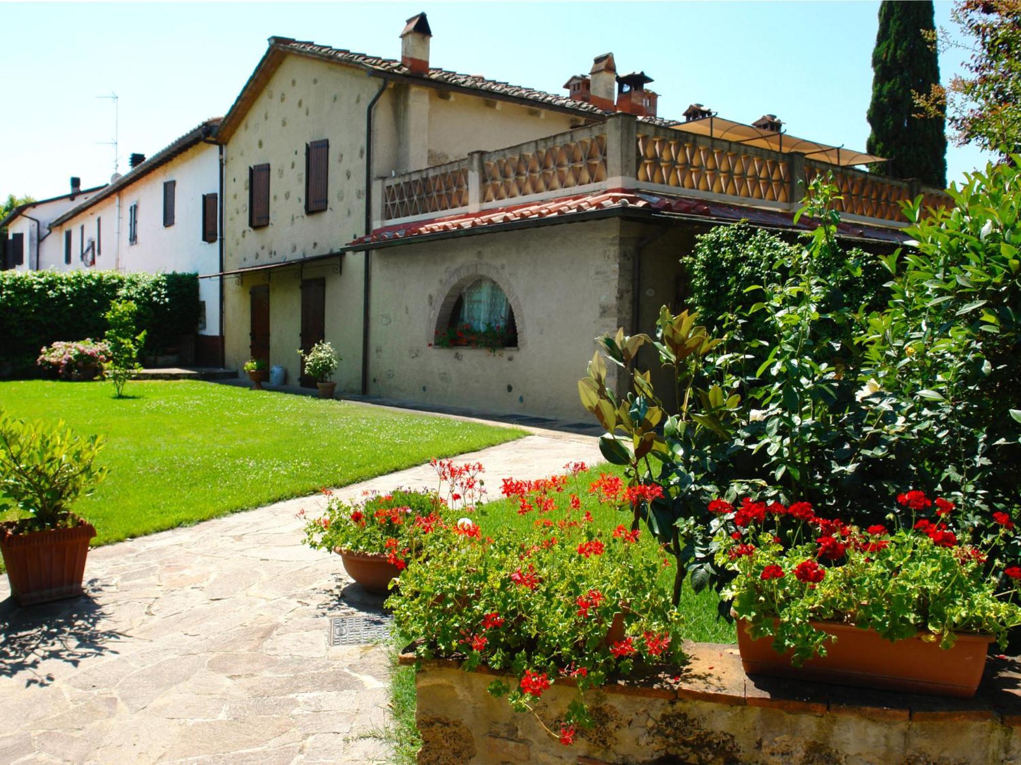 Holiday Home Capanna Di Sopra By Interhome Castellina Scalo Exteriör bild
