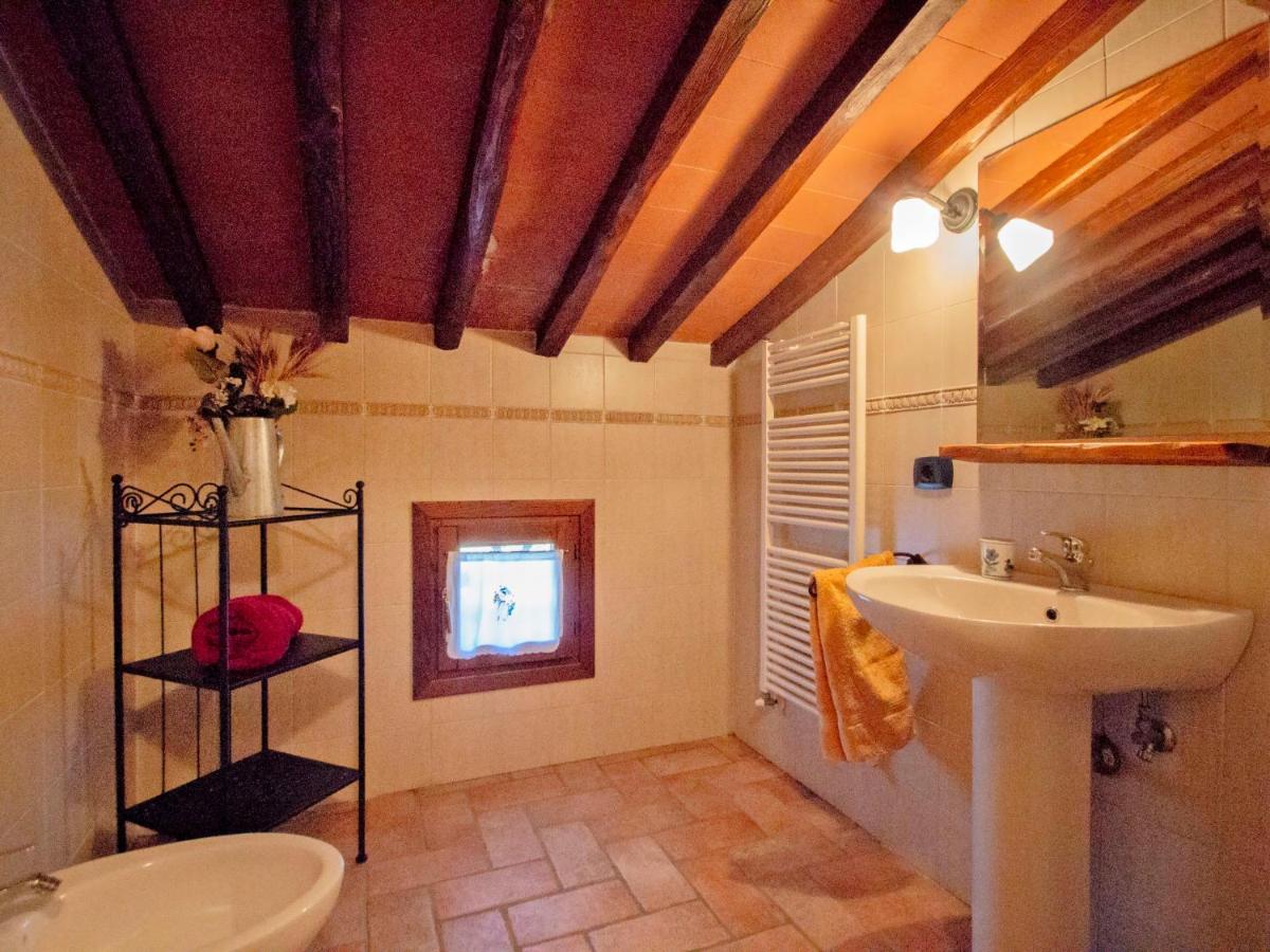 Holiday Home Capanna Di Sopra By Interhome Castellina Scalo Exteriör bild